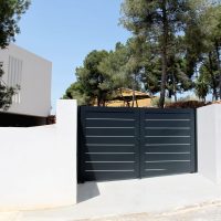 portones pivotantes